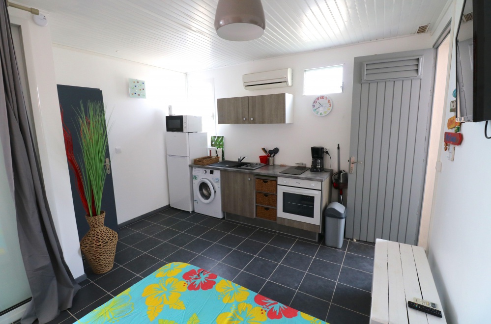 Cuisine &eacute;quip&eacute;e appartement colibri - R&eacute;sidence Coco